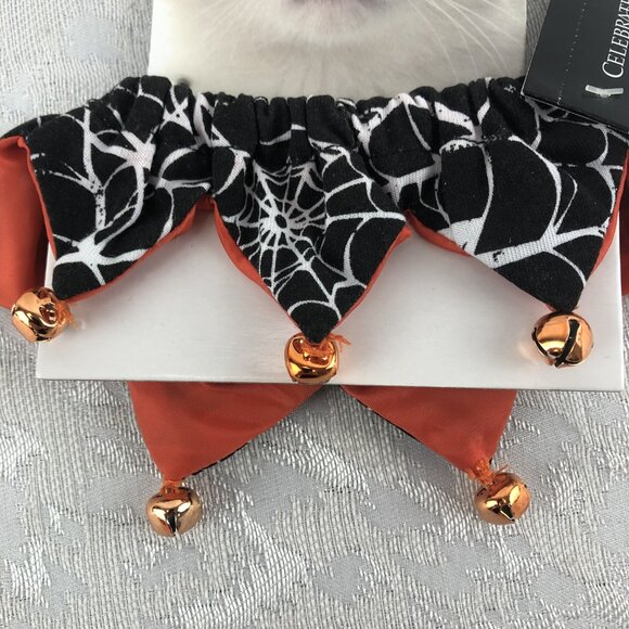 Celebrate It Halloween Ruffled Collar/Wristband/Hair Scrunchie (Set of 2) - Picture 6 of 10